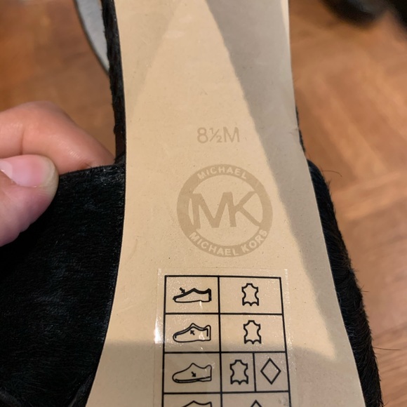 Micheal Kors Heels - Picture 7 of 7